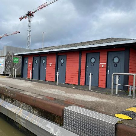 Nuit Insolite A Bord Du Bateau Exocet III Boulogne-sur-Mer Exteriér fotografie